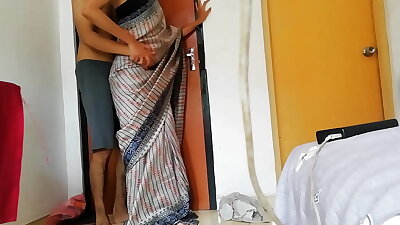 Latest Tamil Sex Video With Young Married Couple
