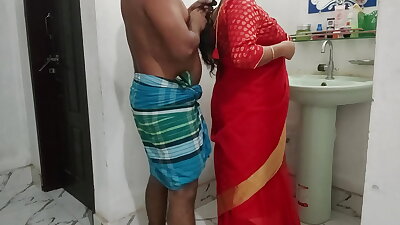 Bengali Bhabhi Quick Bathroom Fucking In Doggystyle